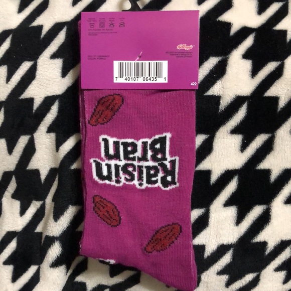 Kellogg’s Raisin Bran Socks - Picture 2 of 5